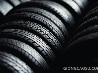 Lốp xe, một ứng dụng chính của cao su kỹ thuật trong công nghiệp ô tô